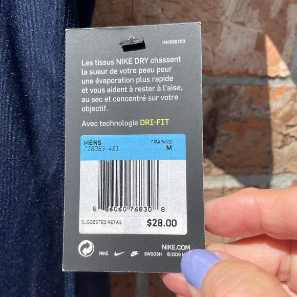 Men's Nike Navy Blue Training Short Sleeve Shirt Size Medium NWT - Picture 3 of 5